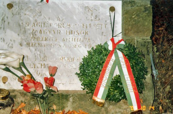 The Memorial of the Hungarian Heroes in the cemetery